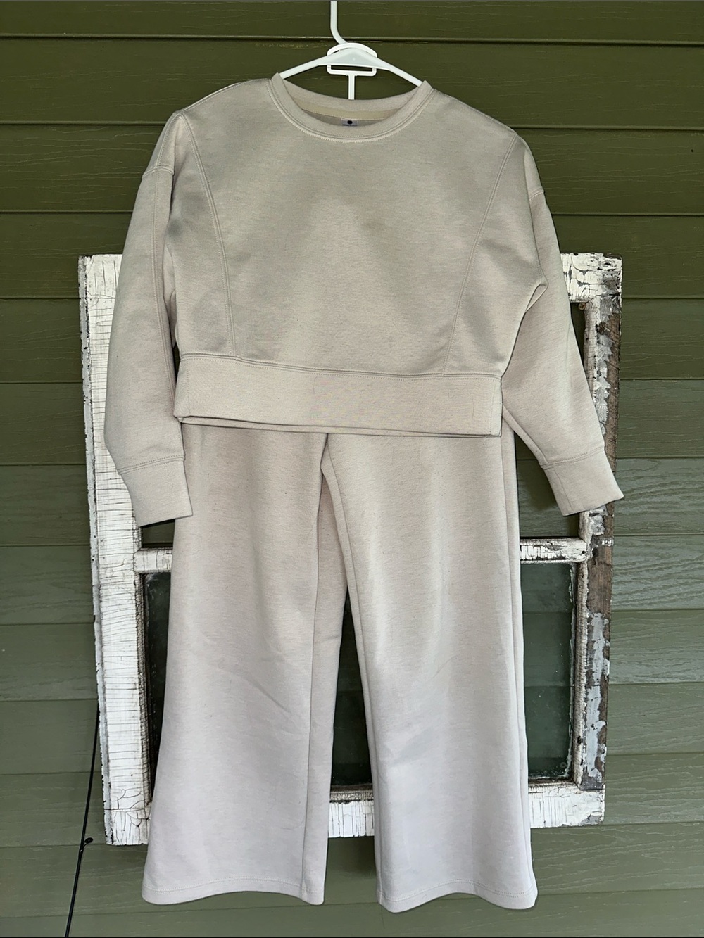 Yogalicious Kids Cream Two-Piece Sweatshirt & Wide-Leg Joggers Set